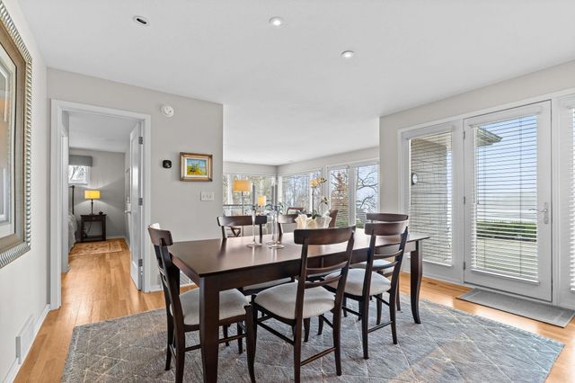 90 S Water Street, Douglas, MI 49406