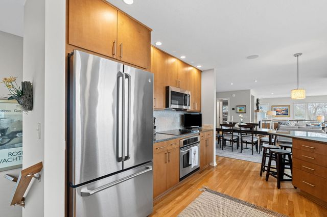 90 S Water Street, Douglas, MI 49406