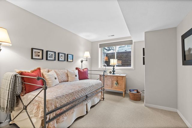 90 S Water Street, Douglas, MI 49406