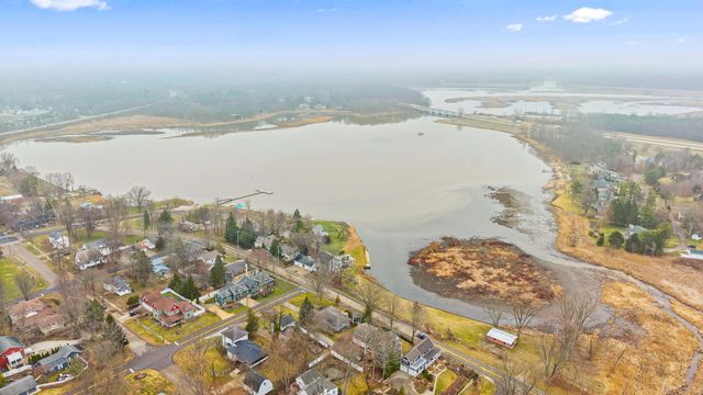 90 S Water Street, Douglas, MI 49406