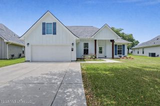 605 Thomas Shields Boulevard, Bay Saint Louis, MS 39520