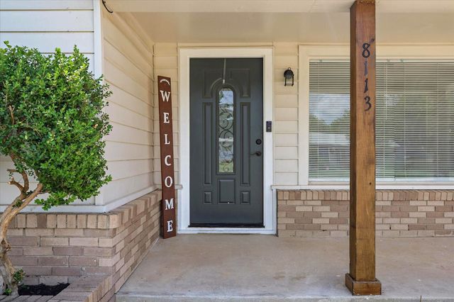 8113 Raymond Avenue, White Settlement, TX 76018