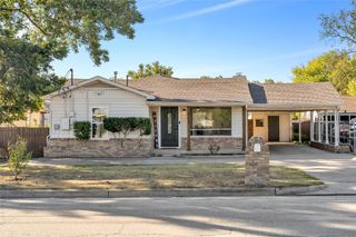 8113 Raymond Avenue, White Settlement, TX 76018