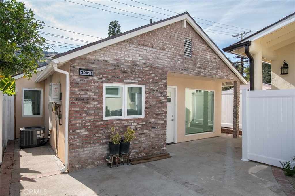 2909 A Canada Boulevard A, Glendale, CA 91208