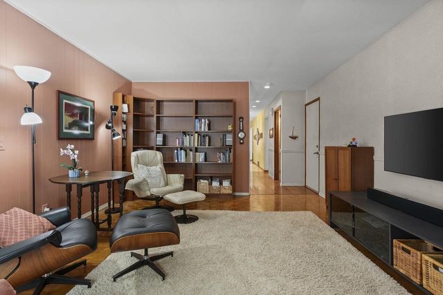 6310 Putnam Road, Madison, WI 53711