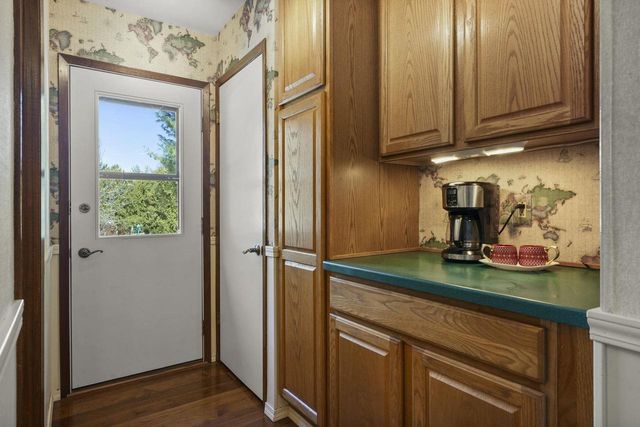 6310 Putnam Road, Madison, WI 53711