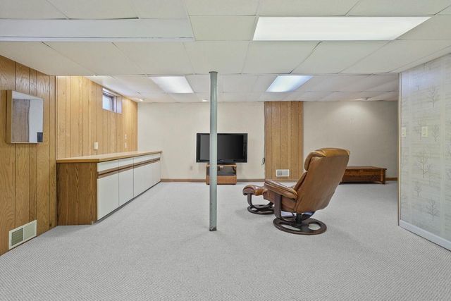 6310 Putnam Road, Madison, WI 53711