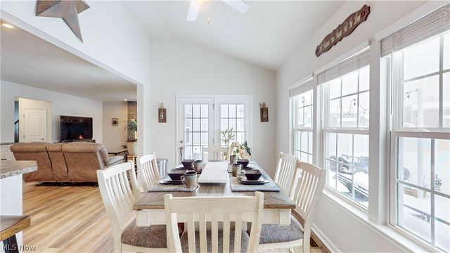 2341 Sweetberry Circle, Ravenna, OH 44266