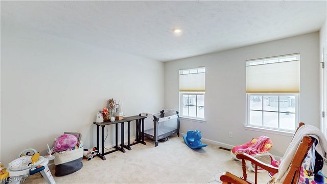 2341 Sweetberry Circle, Ravenna, OH 44266