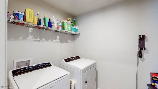 2341 Sweetberry Circle, Ravenna, OH 44266