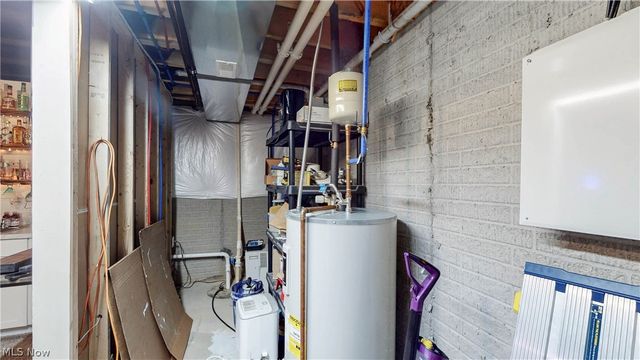 2341 Sweetberry Circle, Ravenna, OH 44266