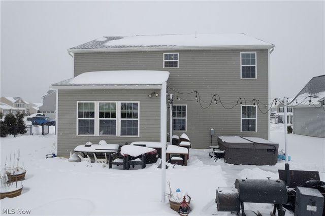 2341 Sweetberry Circle, Ravenna, OH 44266