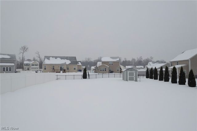 2341 Sweetberry Circle, Ravenna, OH 44266