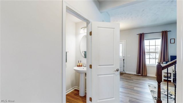 2341 Sweetberry Circle, Ravenna, OH 44266