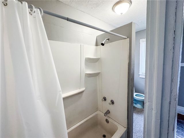 84 Avenue B, Rochester, NY 14621