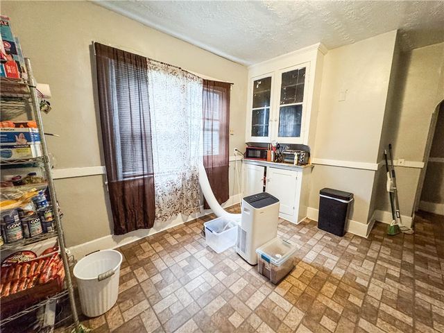 84 Avenue B, Rochester, NY 14621