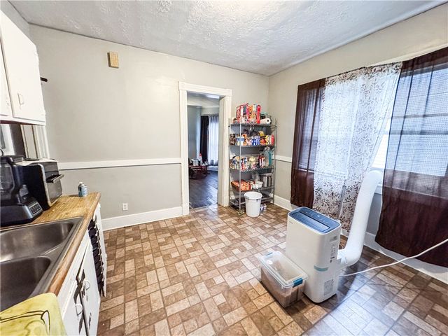 84 Avenue B, Rochester, NY 14621