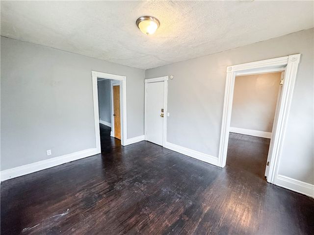 84 Avenue B, Rochester, NY 14621