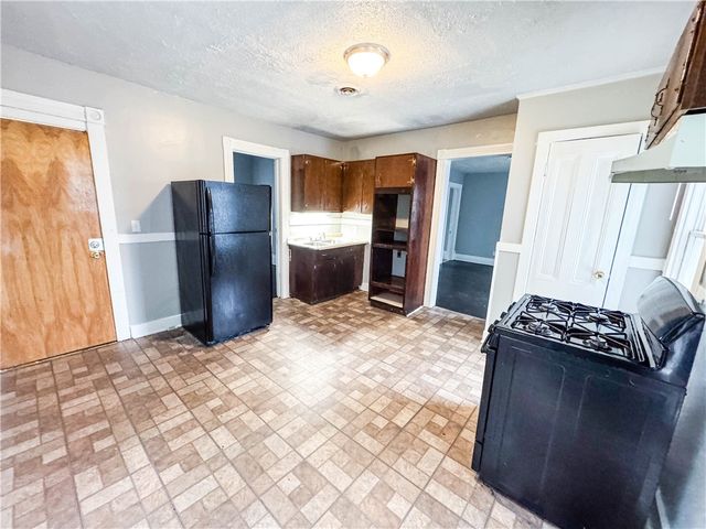 84 Avenue B, Rochester, NY 14621