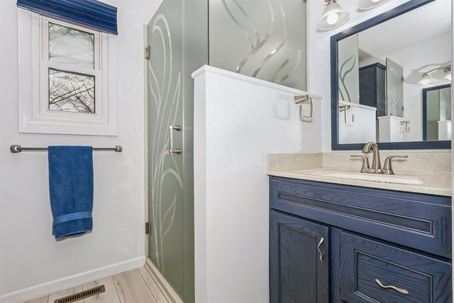 1135 N Manchester Ct, Wichita, KS 67212