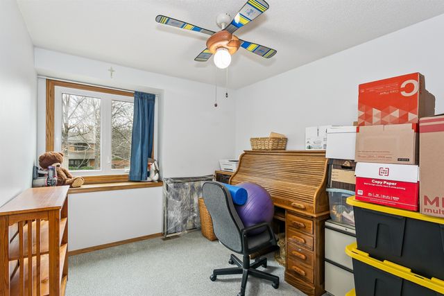 1135 N Manchester Ct, Wichita, KS 67212