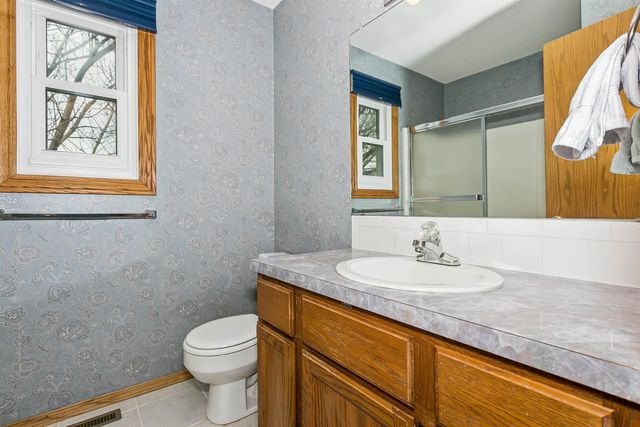 1135 N Manchester Ct, Wichita, KS 67212