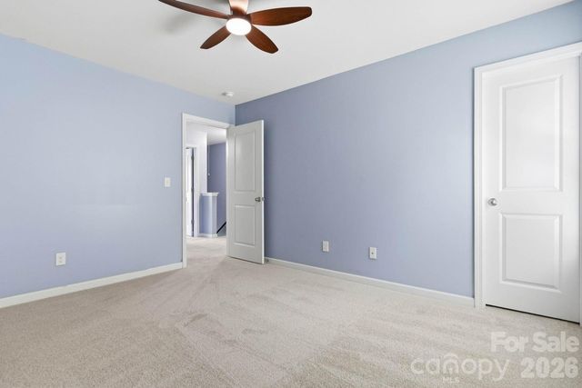 5904 Ellimar Field Lane, Charlotte, NC 28215
