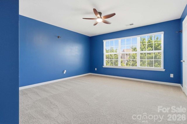 5904 Ellimar Field Lane, Charlotte, NC 28215