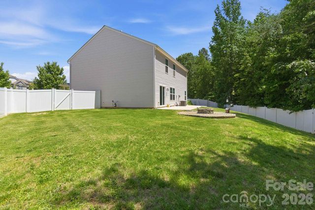 5904 Ellimar Field Lane, Charlotte, NC 28215