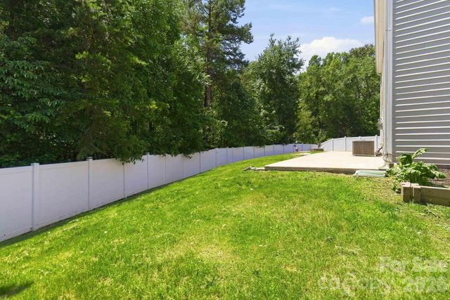 5904 Ellimar Field Lane, Charlotte, NC 28215