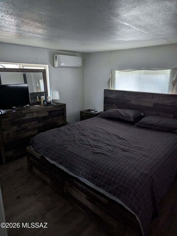 Image 4 of property listing at 12361 S Cherokee Lane, Tucson, AZ 85736