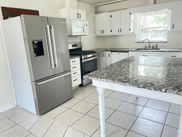 16 W Audrey Drive, Fort Walton Beach, FL 32548