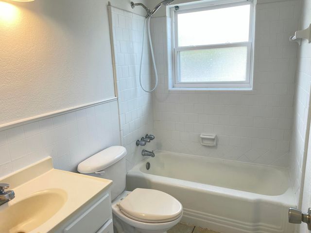 16 W Audrey Drive, Fort Walton Beach, FL 32548