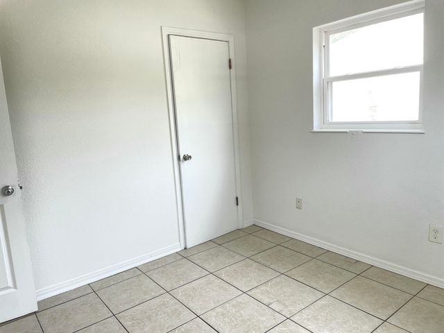 16 W Audrey Drive, Fort Walton Beach, FL 32548