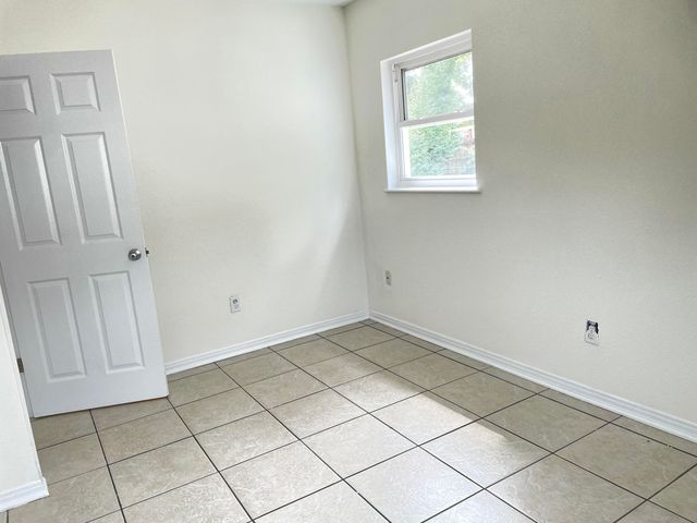 16 W Audrey Drive, Fort Walton Beach, FL 32548