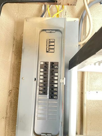 16 W Audrey Drive, Fort Walton Beach, FL 32548