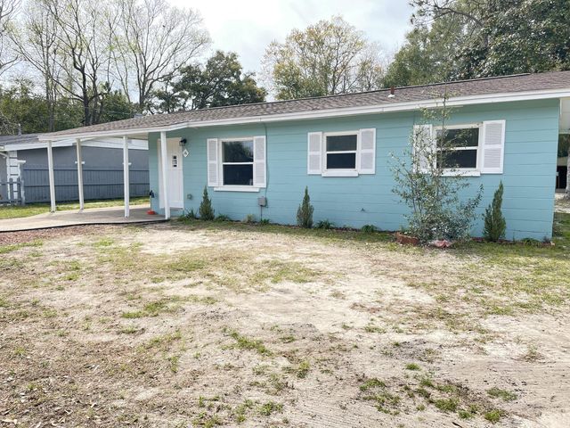 16 W Audrey Drive, Fort Walton Beach, FL 32548