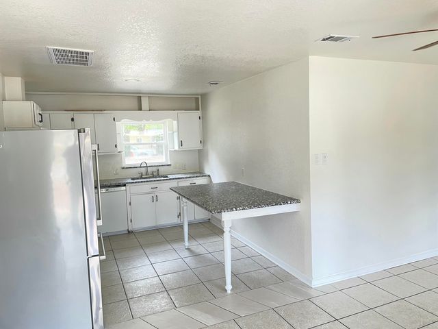 16 W Audrey Drive, Fort Walton Beach, FL 32548