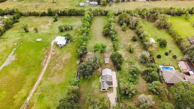 1022 Brooks Avenue, Rosenberg, TX 77471