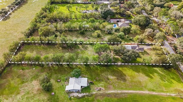 1022 Brooks Avenue, Rosenberg, TX 77471