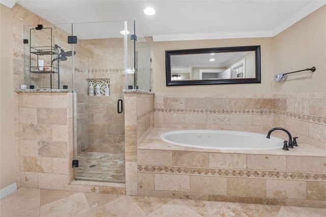1022 Brooks Avenue, Rosenberg, TX 77471