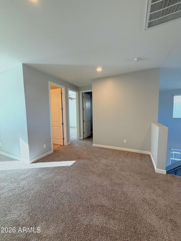 Image 11 of property listing at 7331 S 23RD Drive, Phoenix, AZ 85041