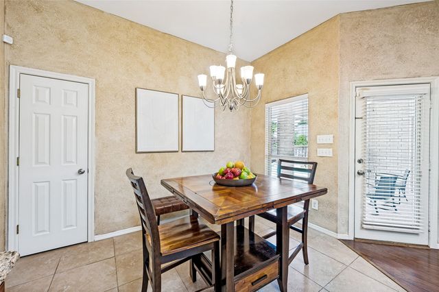 5104 Independence Avenue, Arlington, TX 76017
