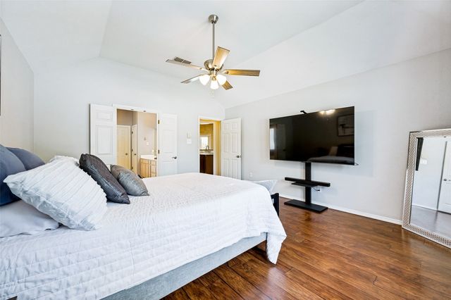 5104 Independence Avenue, Arlington, TX 76017