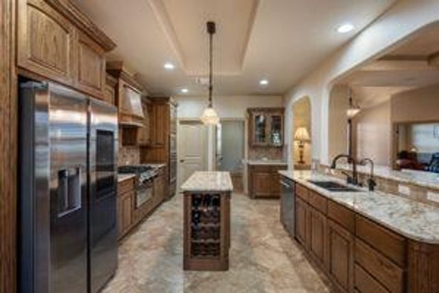 204 Overlook CT, Georgetown, TX 78628