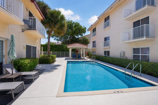 2465 NE 14TH ST Causeway, Pompano Beach, FL 33062