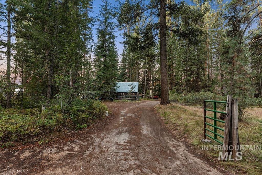 1339 Beach Way, McCall, ID 83638 photo 5
