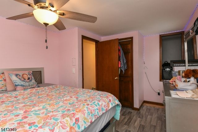 32 Grove St, Wanaque Boro, NJ 07465