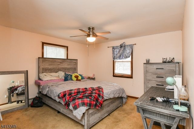 32 Grove St, Wanaque Boro, NJ 07465