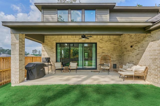 301 Water Tupelo Drive, Montgomery, TX 77316